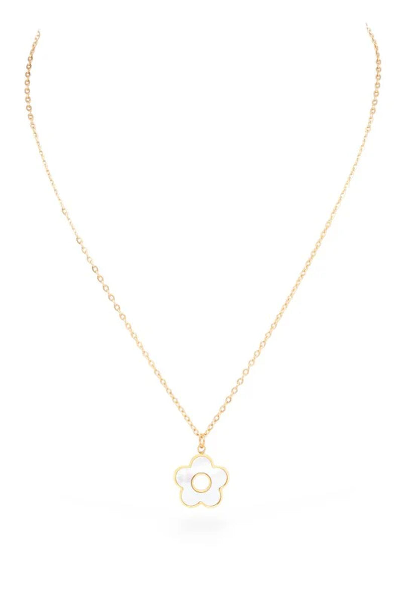 MOP Flower Pendant Neckle