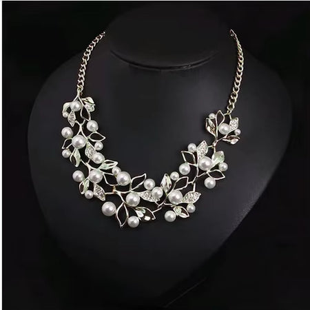 Simulated Pearl Necklaces & Pendants Leaves Statement Necklace Women Collares Ethnic Jewelry for Gifts