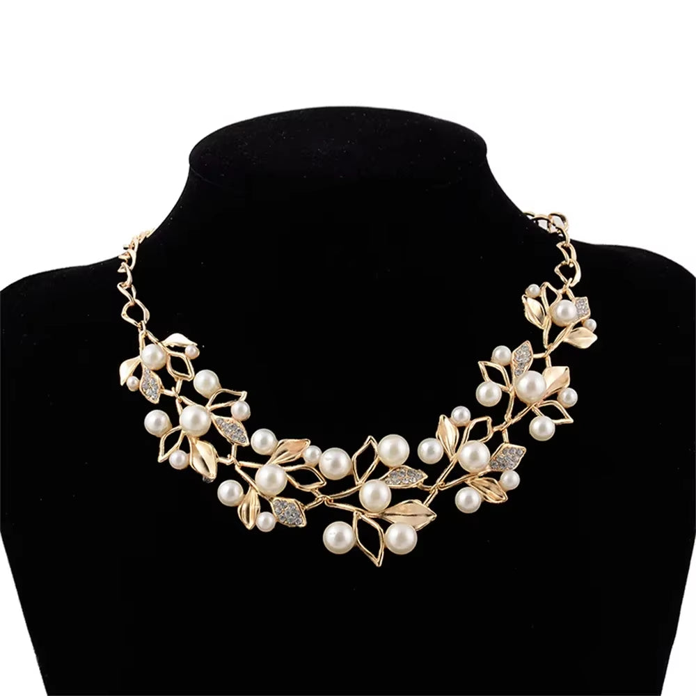 Simulated Pearl Necklaces & Pendants Leaves Statement Necklace Women Collares Ethnic Jewelry for Gifts