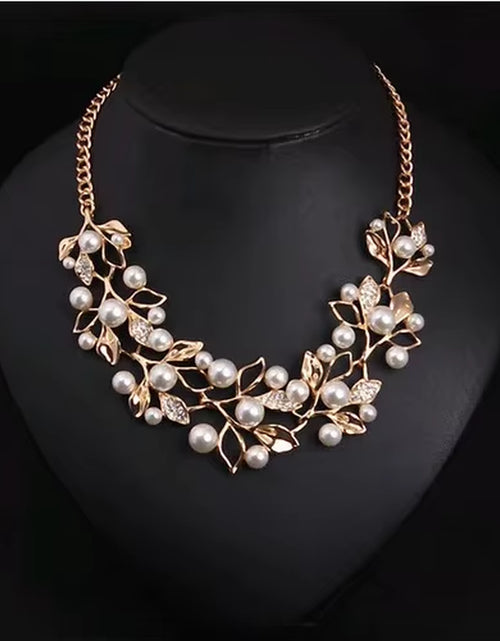 Load image into Gallery viewer, Simulated Pearl Necklaces &amp; Pendants Leaves Statement Necklace Women Collares Ethnic Jewelry for Gifts
