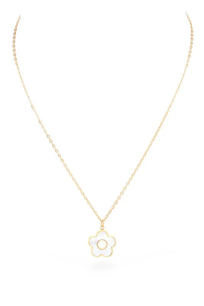 MOP Flower Pendant Neckle